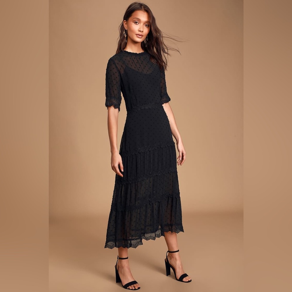 Lulu’s Dreaming of You Black Swiss Dot Midi Dress